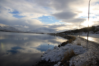 akureyri-fjord und road 1